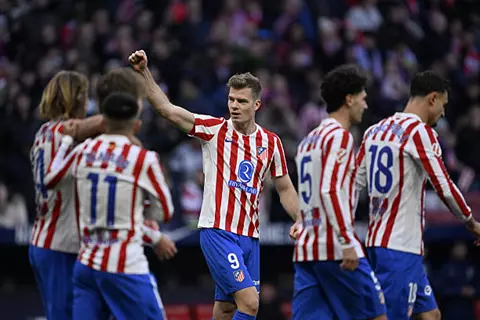 بهدف سورلوث.. أتلتيكو مدريد يهزم ألافيس في الدوري الإسباني